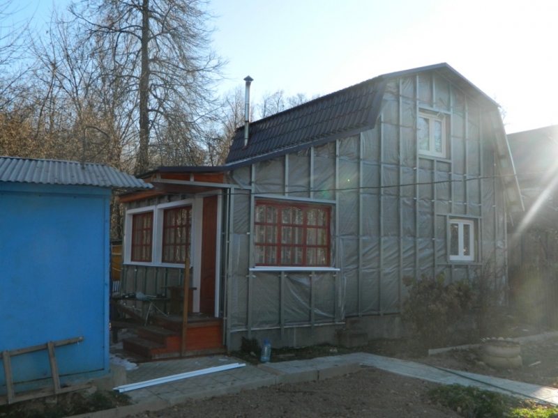 Ремонт фасада и кровли щитового домика в Ступинском районе